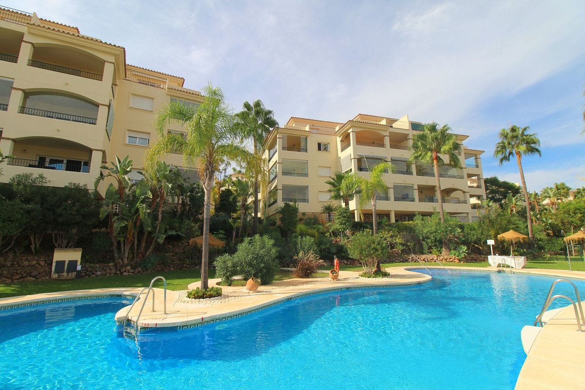 2 Bed Ground Floor Apartment in La Cala Hills