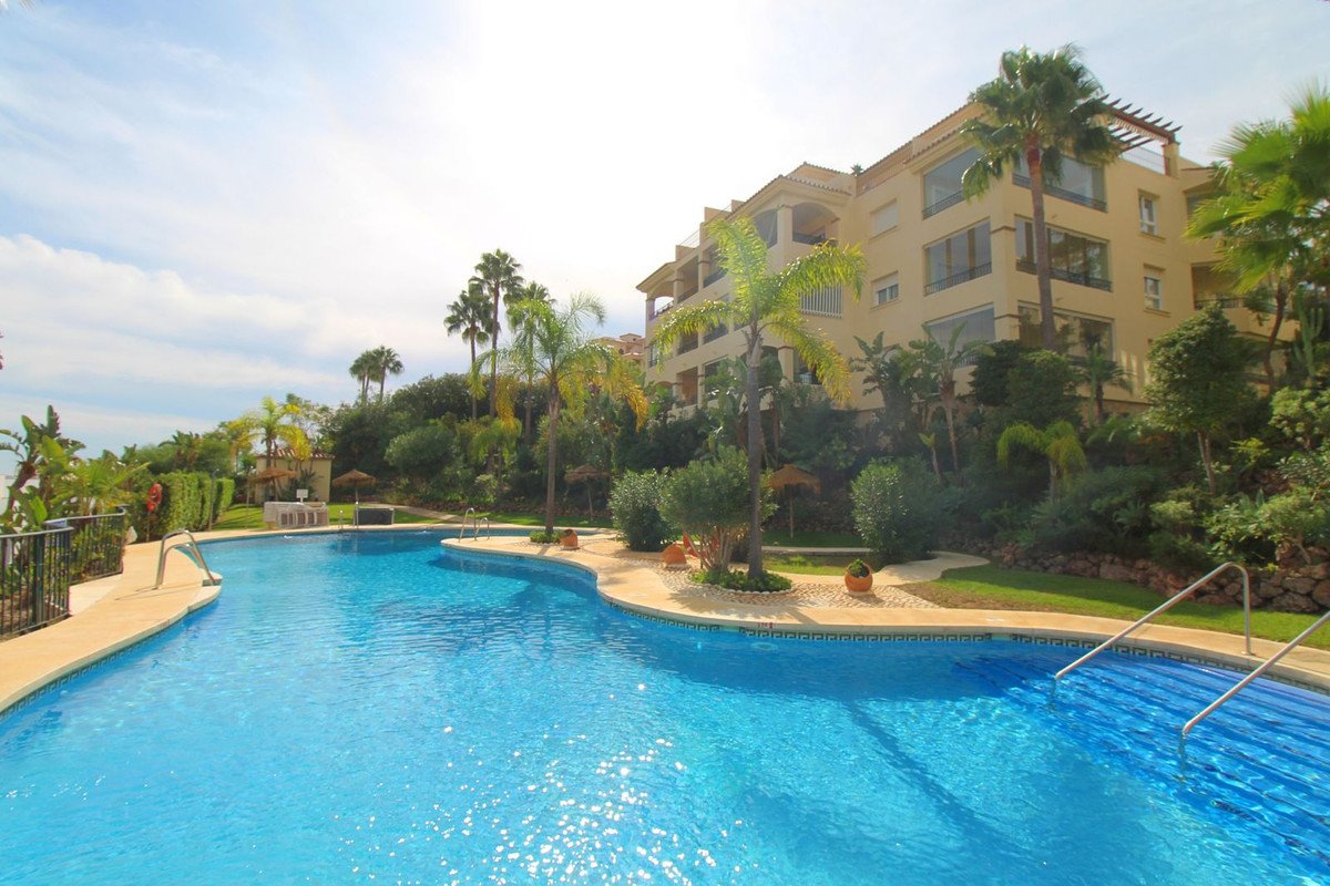 2 Bed Ground Floor Apartment in La Cala Hills
