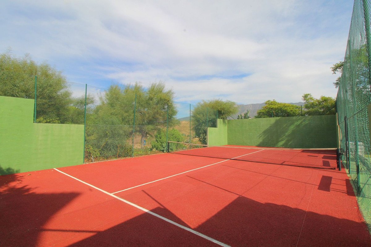2 Bed Ground Floor Apartment in La Cala Hills