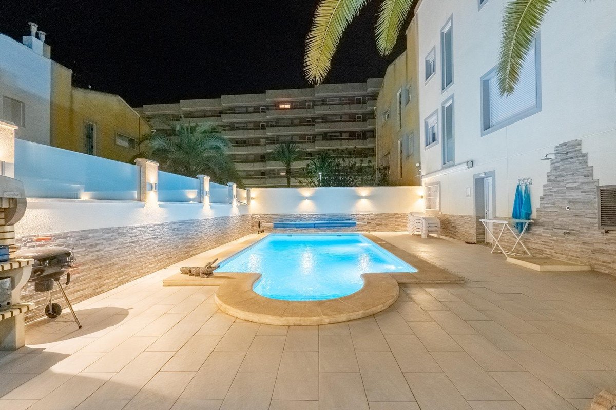 4 Bed Townhouse in Punta Prima
