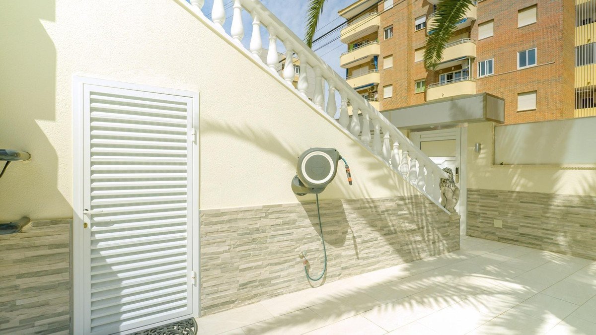 4 Bed Townhouse in Punta Prima