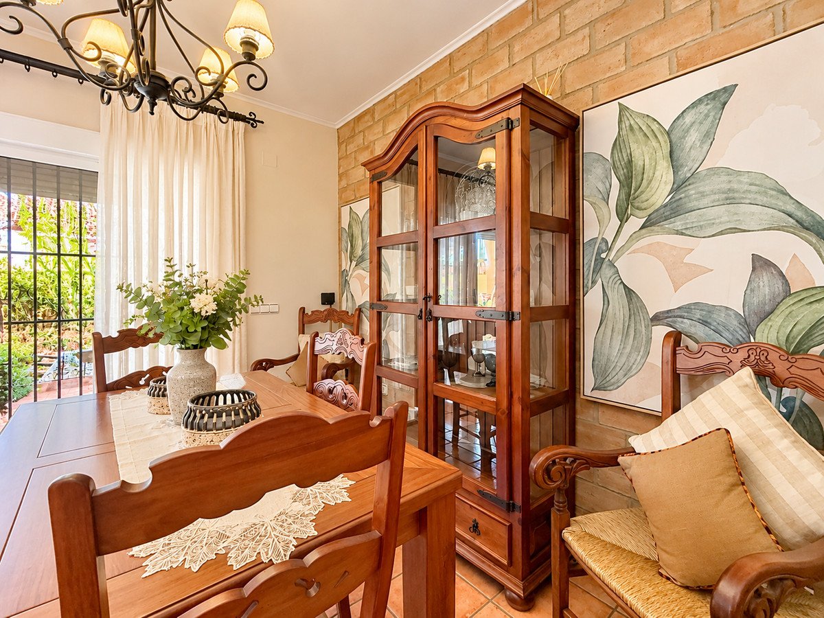 4 Bed Townhouse in Estepona