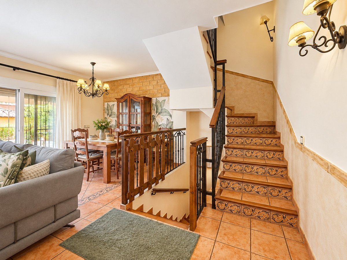 4 Bed Townhouse in Estepona