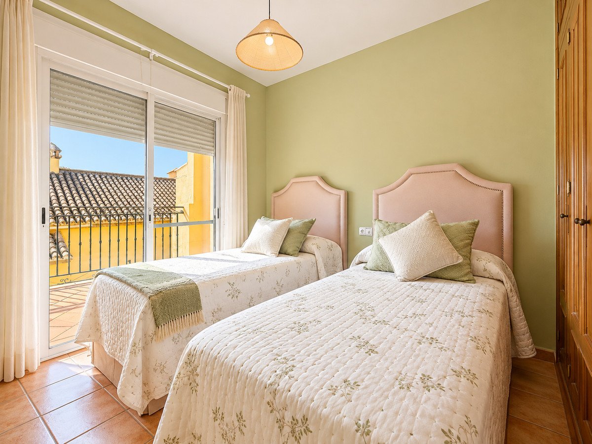 4 Bed Townhouse in Estepona