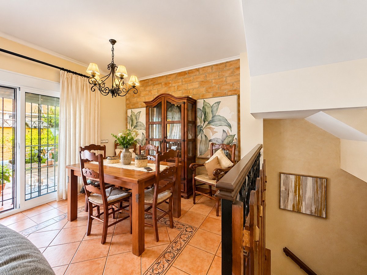 4 Bed Townhouse in Estepona
