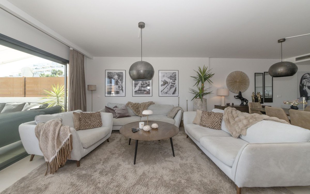 3 Bed Ground Floor Apartment in Calanova Golf