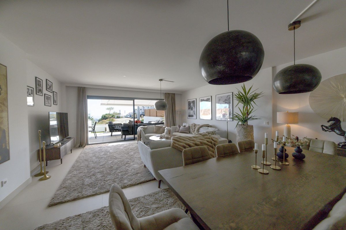 3 Bed Ground Floor Apartment in Calanova Golf
