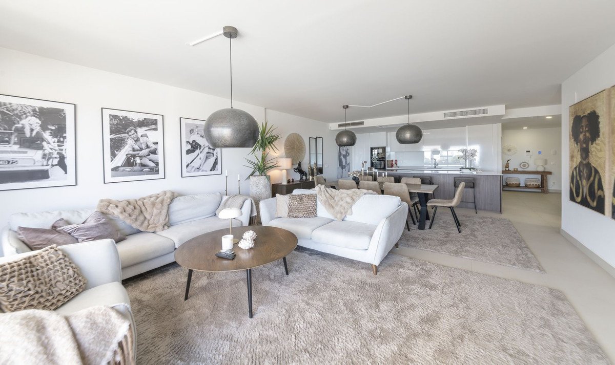 3 Bed Ground Floor Apartment in Calanova Golf