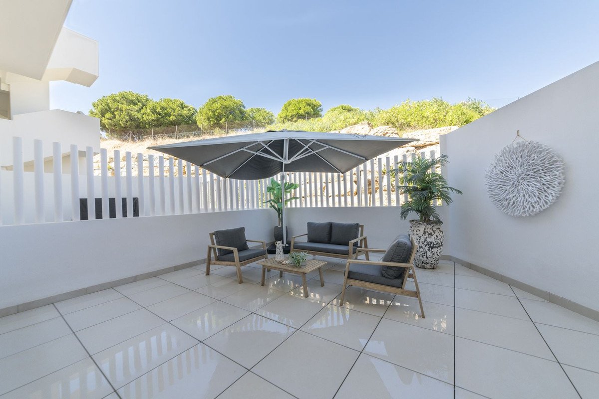 3 Bed Ground Floor Apartment in Calanova Golf