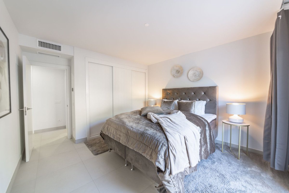 3 Bed Ground Floor Apartment in Calanova Golf