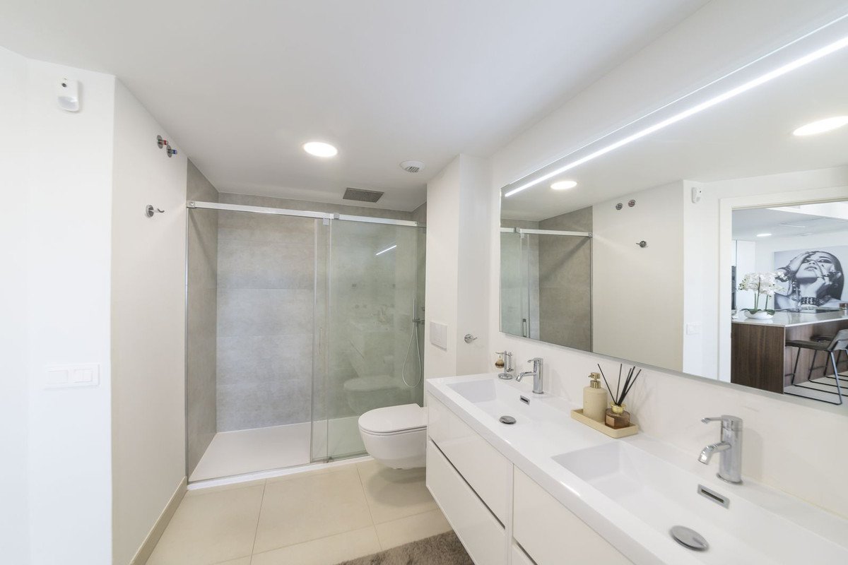 3 Bed Ground Floor Apartment in Calanova Golf