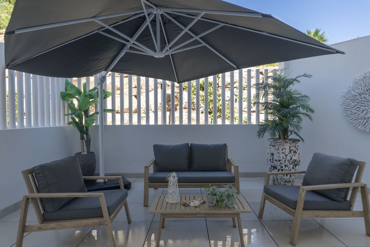 3 Bed Ground Floor Apartment in Calanova Golf