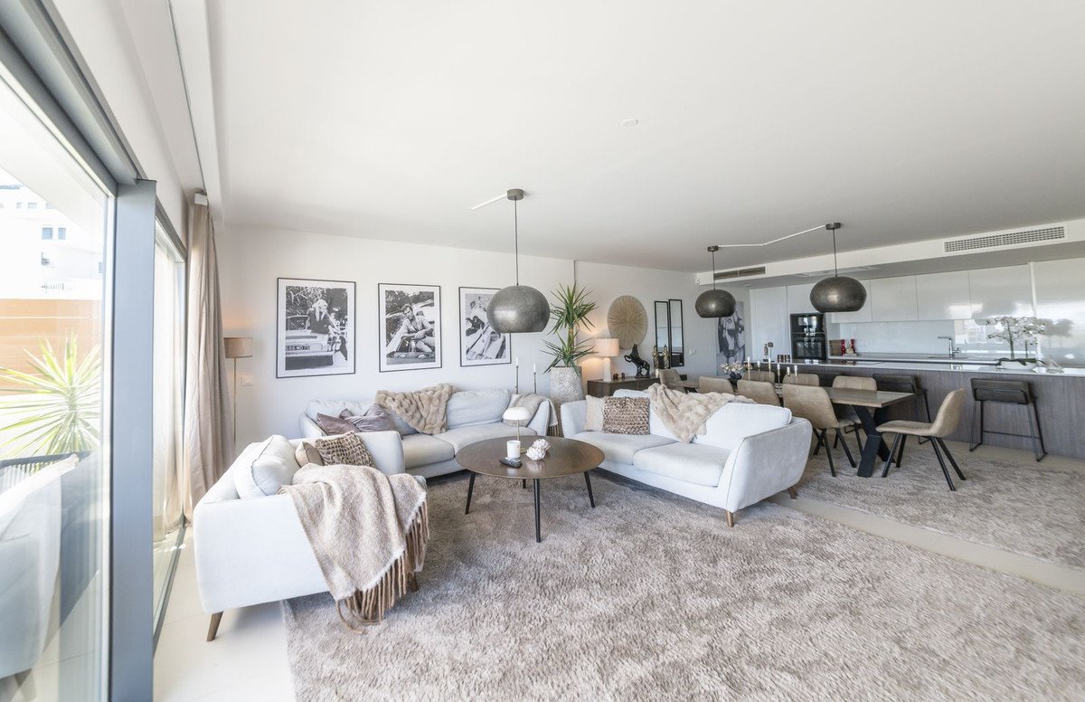 3 Bed Ground Floor Apartment in Calanova Golf
