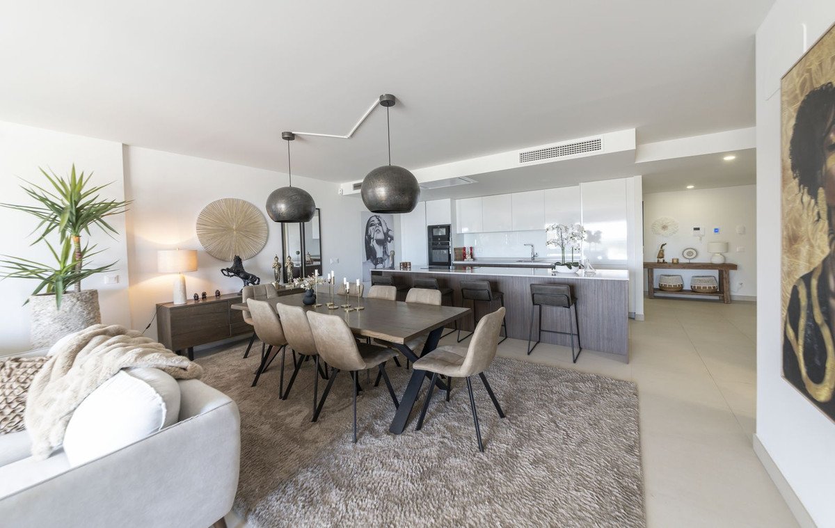 3 Bed Ground Floor Apartment in Calanova Golf