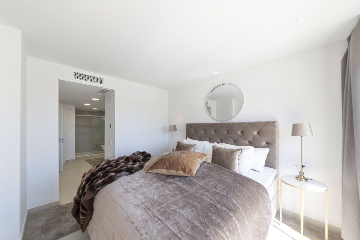 3 Bed Ground Floor Apartment in Calanova Golf