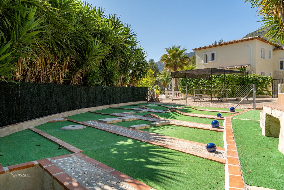 6 Bed Detached Villa in Benigembla