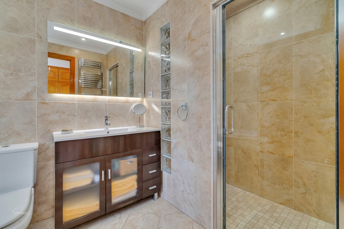 6 Bed Detached Villa in Benigembla