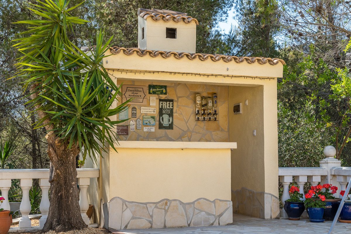 6 Bed Detached Villa in Benigembla