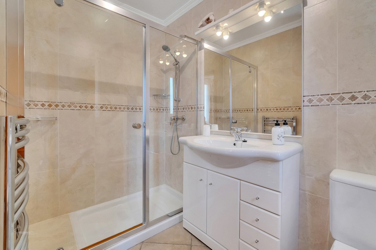 6 Bed Detached Villa in Benigembla