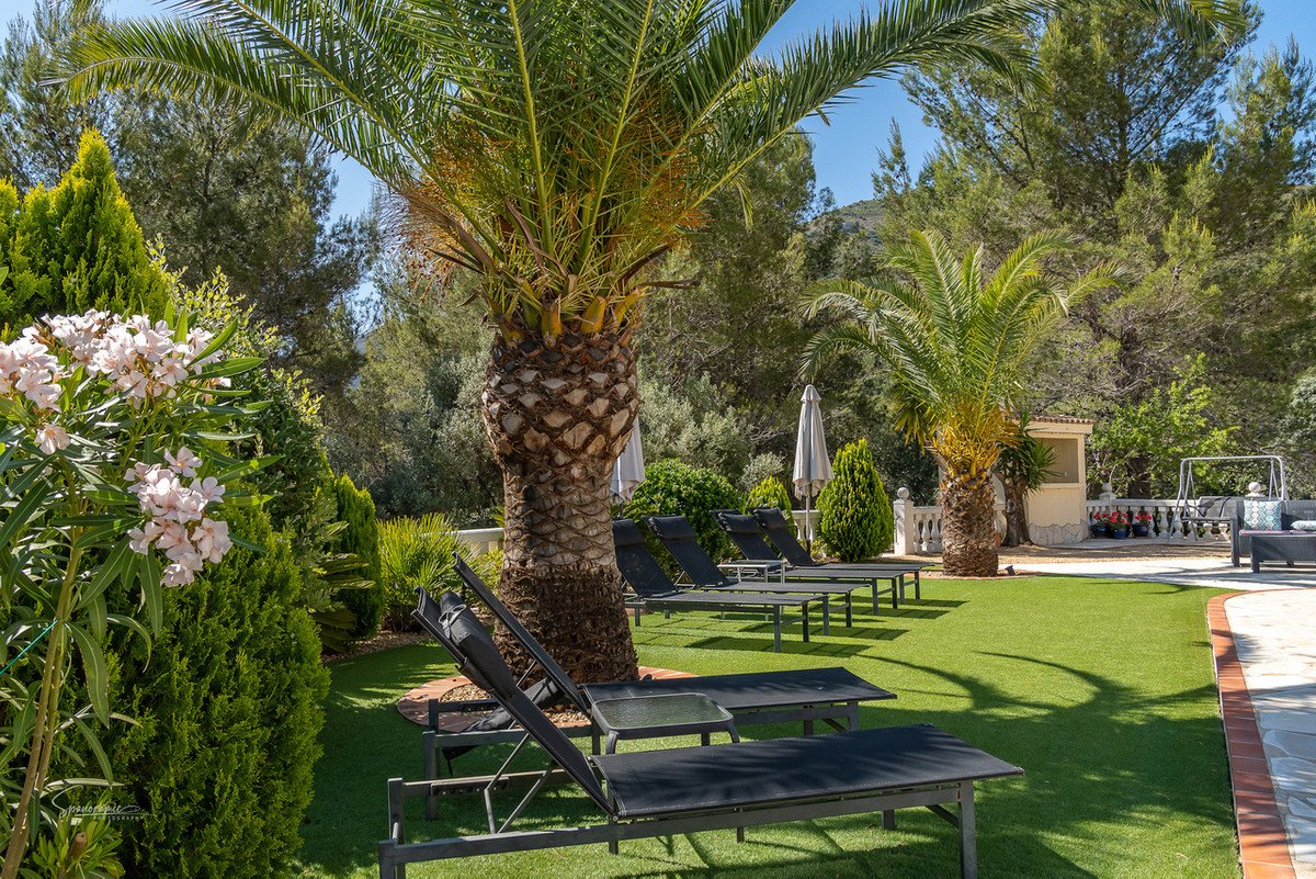 6 Bed Detached Villa in Benigembla