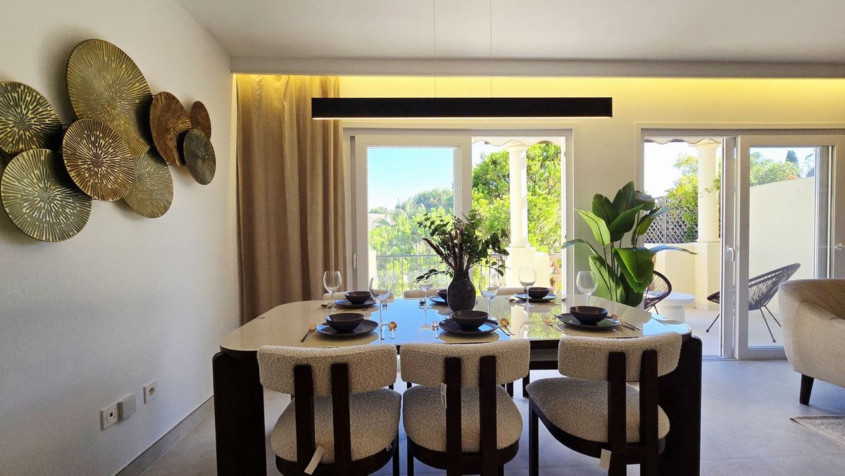 4 Bed Townhouse in Nueva Andalucía