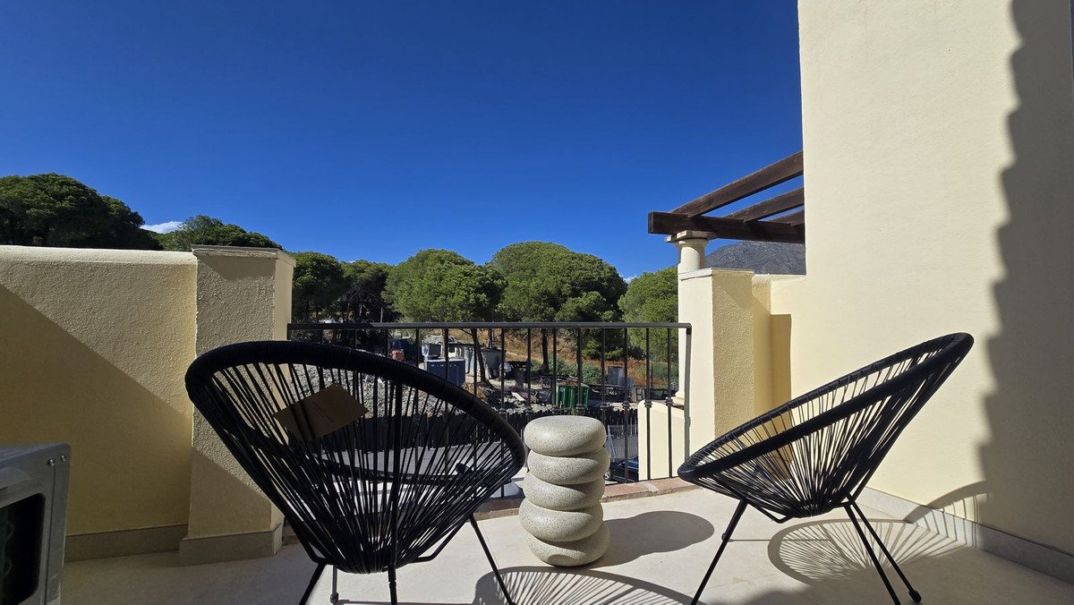 4 Bed Townhouse in Nueva Andalucía