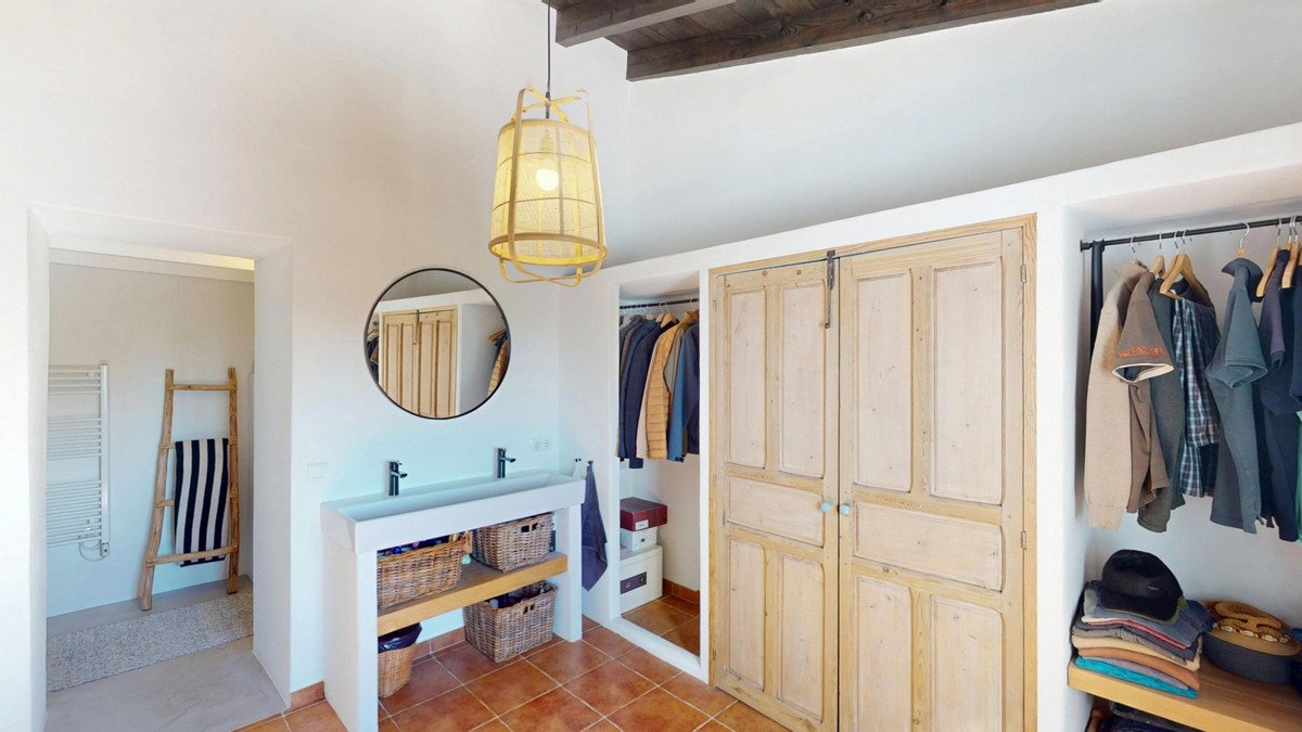 6 Bed Detached Villa in Colmenar