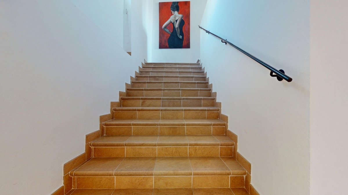 6 Bed Detached Villa in Colmenar