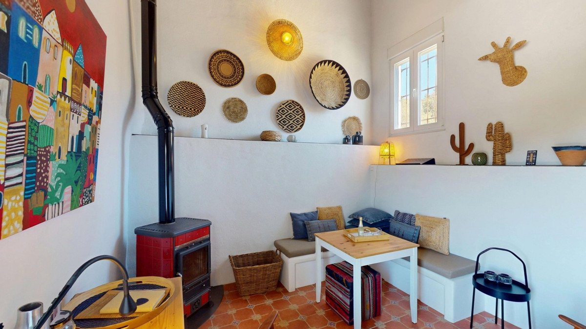 6 Bed Detached Villa in Colmenar