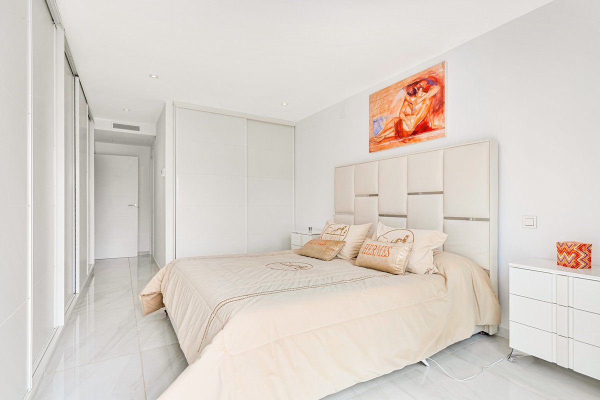9 Bed Commercial in Cortijo Blanco