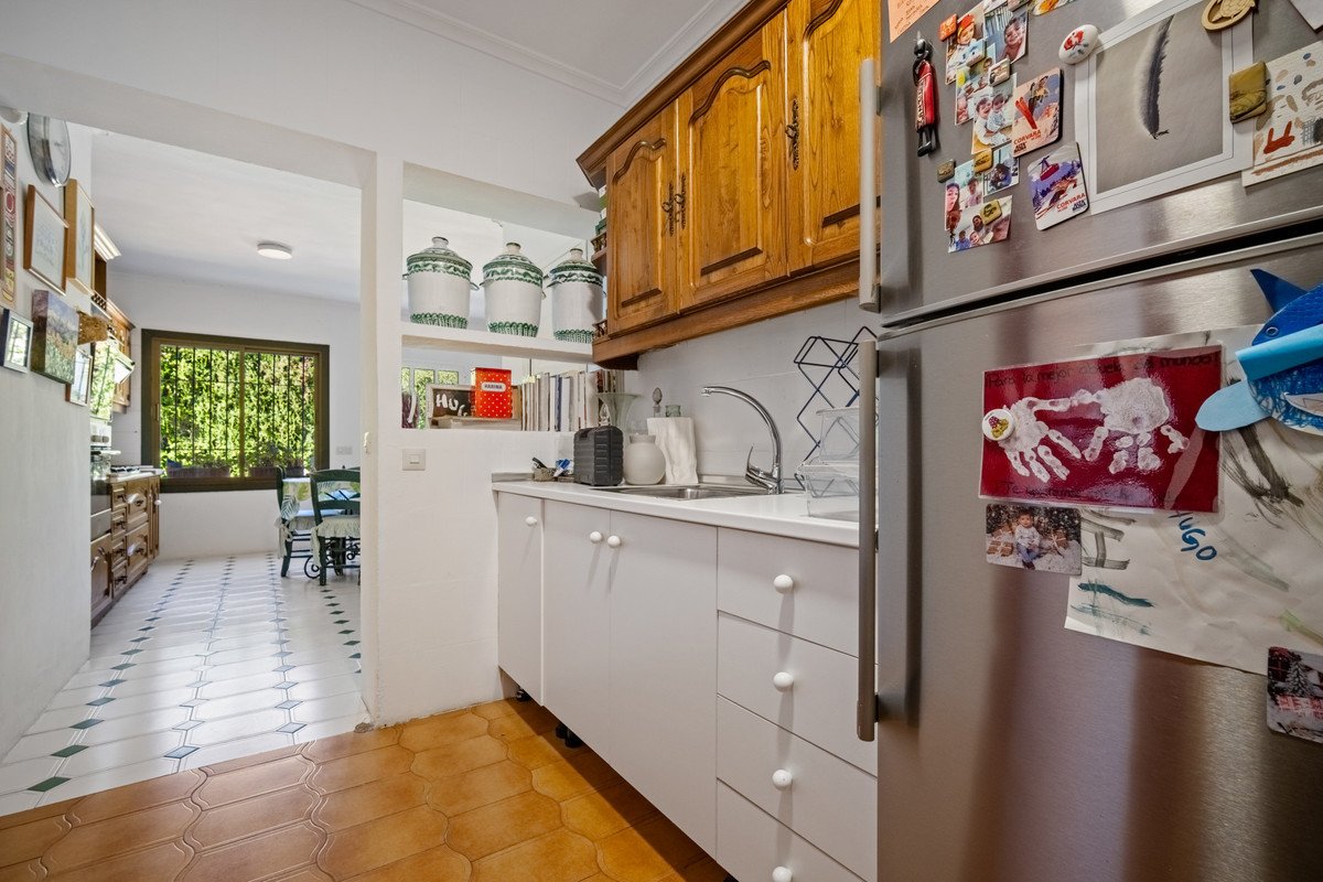 4 Bed Detached Villa in Marbella