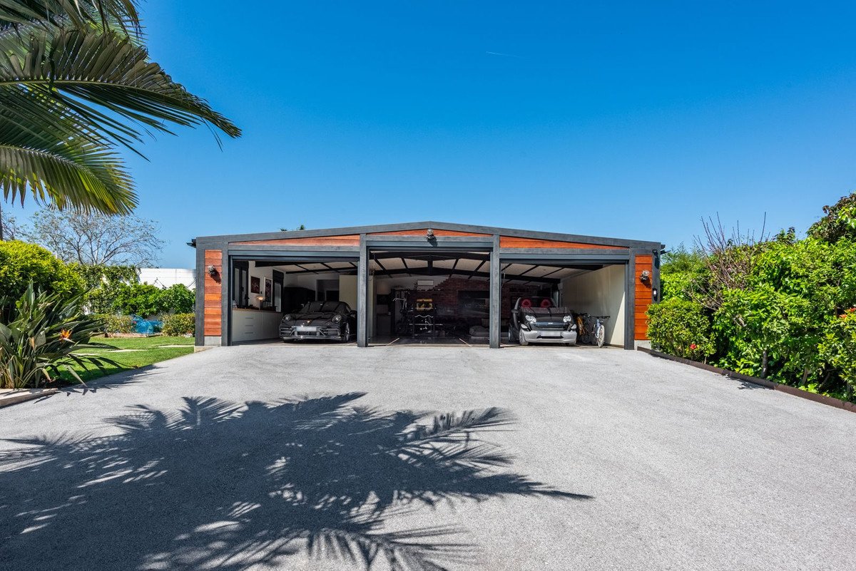 4 Bed Detached Villa in San Pedro de Alcántara