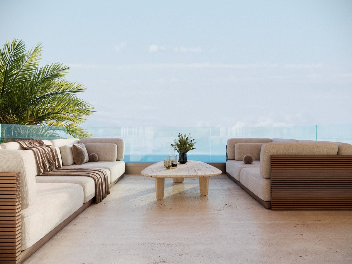 5 Bed Detached Villa in Altos de los Monteros