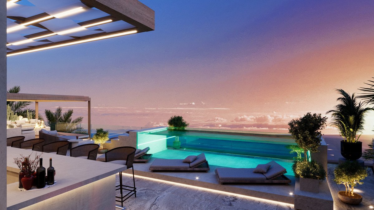 5 Bed Detached Villa in Altos de los Monteros