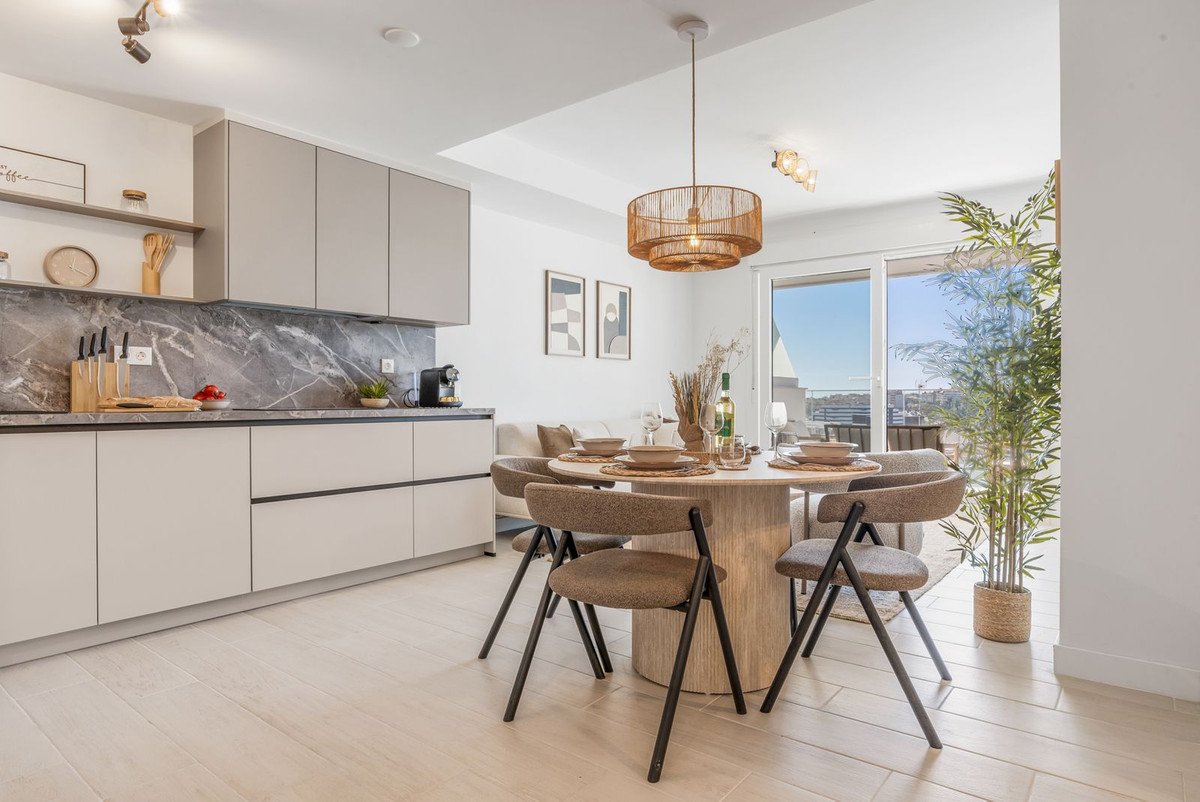 2 Bed Ground Floor Apartment in Estepona