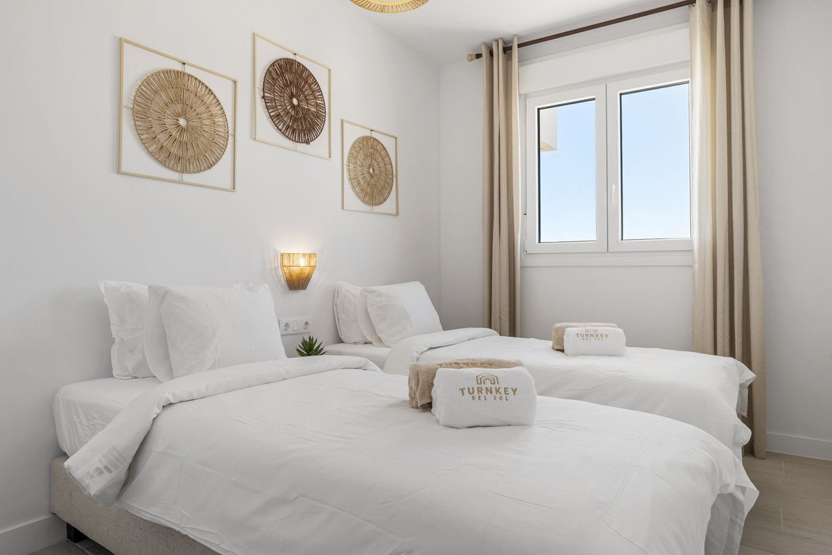2 Bed Ground Floor Apartment in Estepona