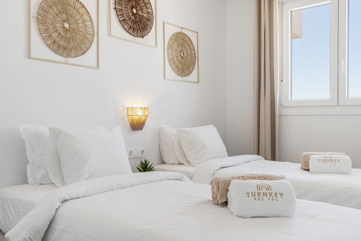 2 Bed Ground Floor Apartment in Estepona