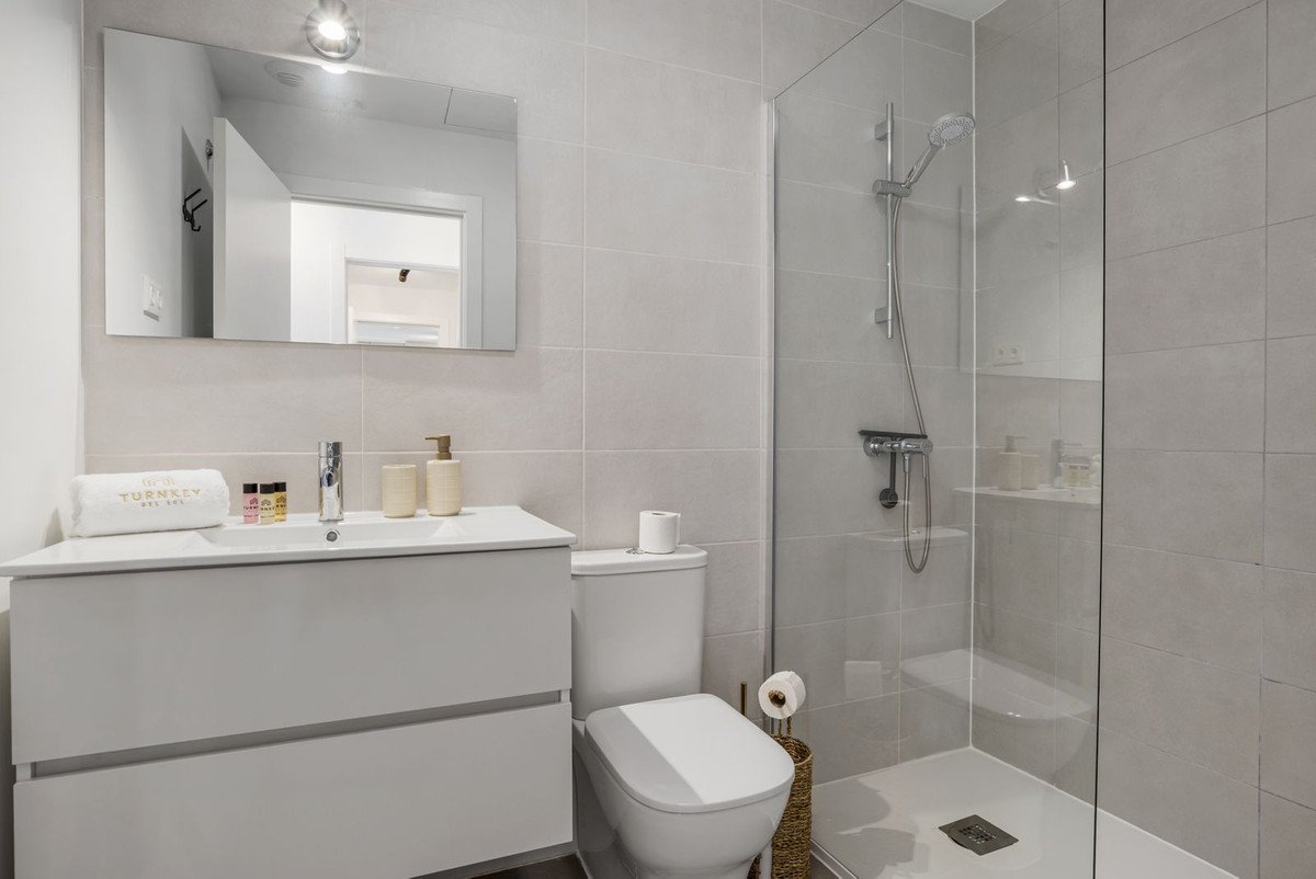 2 Bed Ground Floor Apartment in Estepona