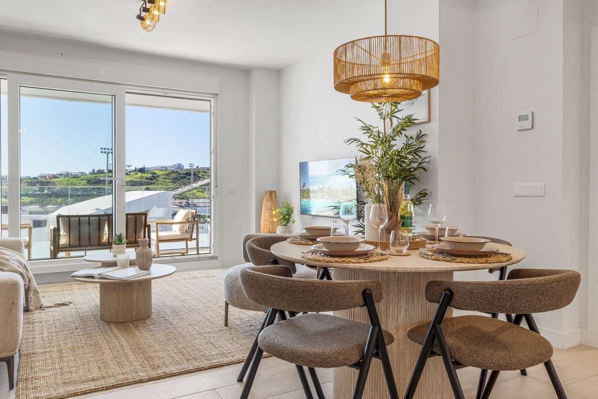 2 Bed Ground Floor Apartment in Estepona