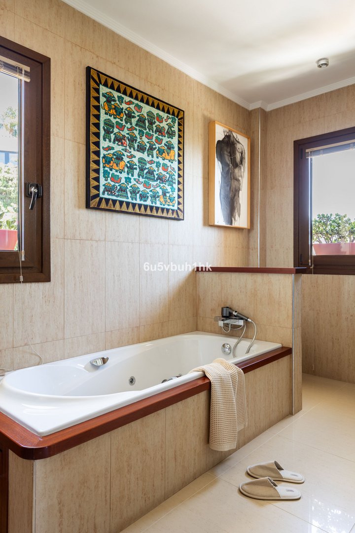 3 Bed Detached Villa in Málaga