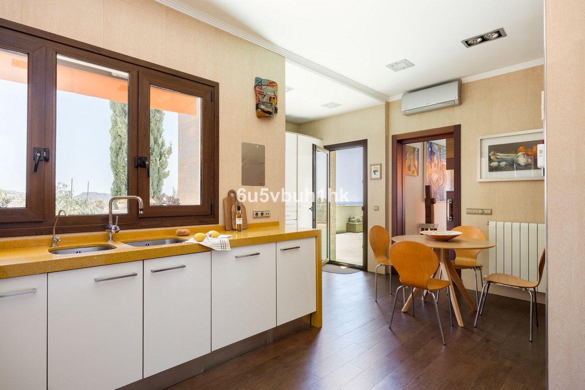 3 Bed Detached Villa in Málaga