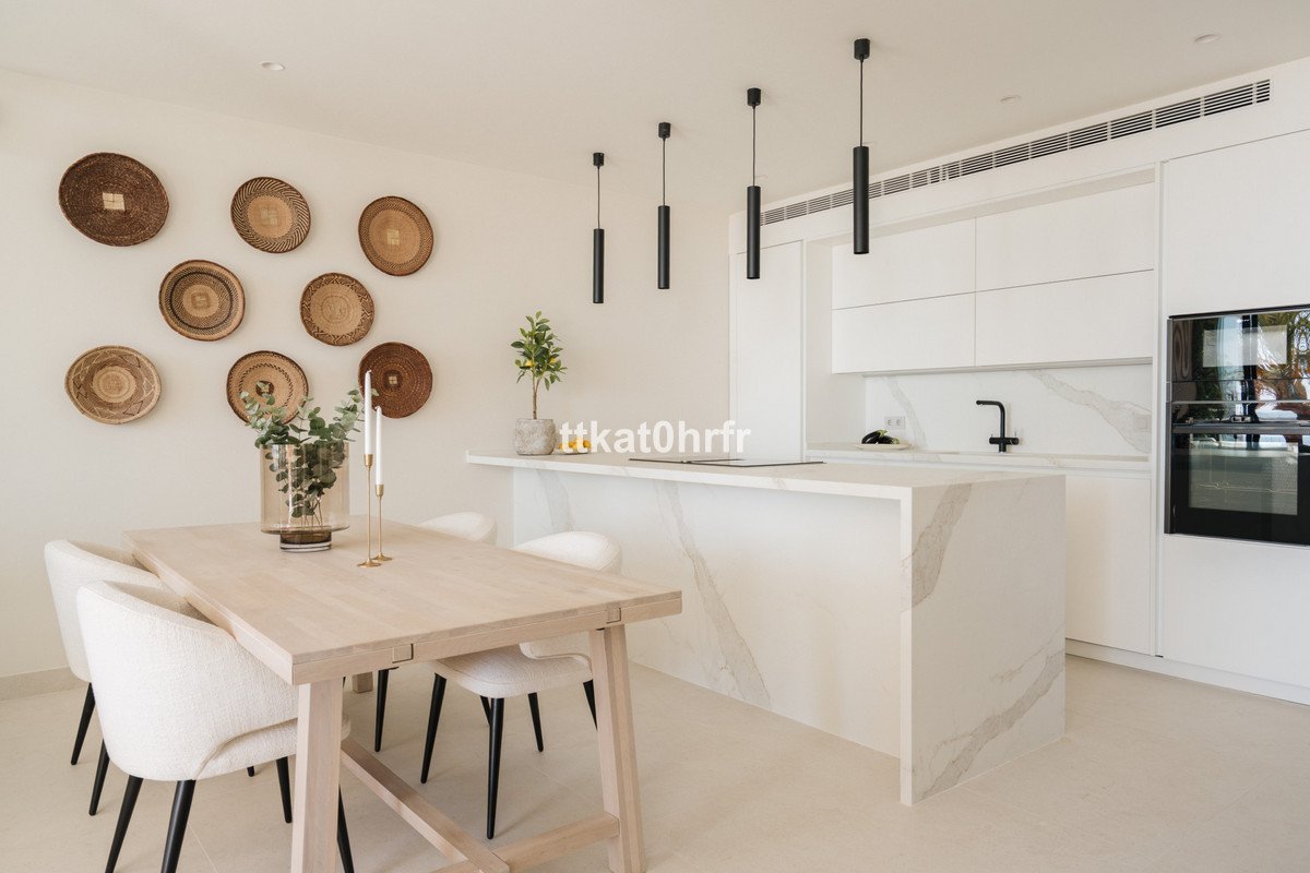 3 Bed Penthouse Duplex in Nueva Andalucía