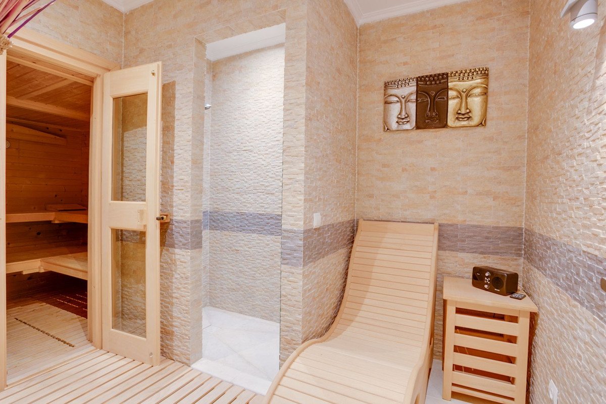 5 Bed Detached Villa in Benahavís