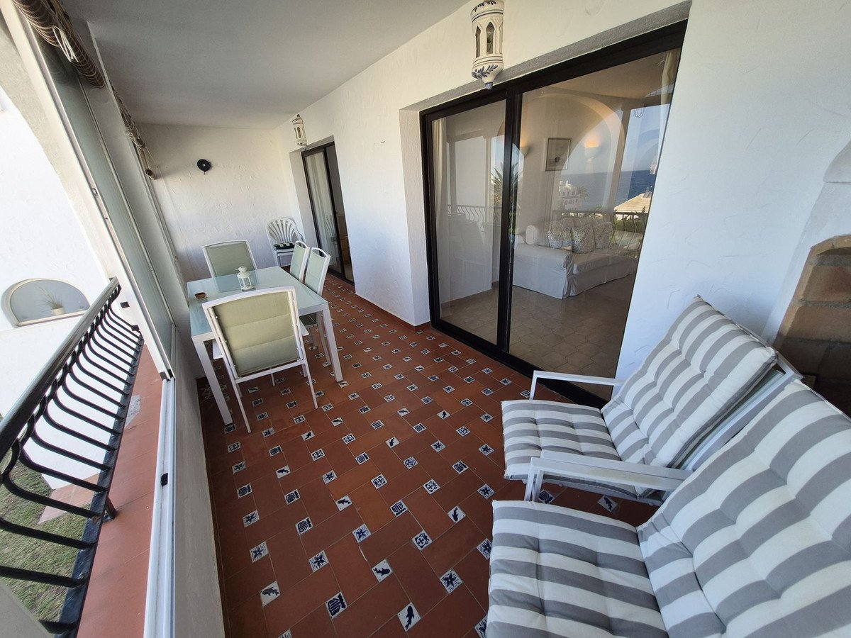 2 Bed Middle Floor Apartment in Torrenueva