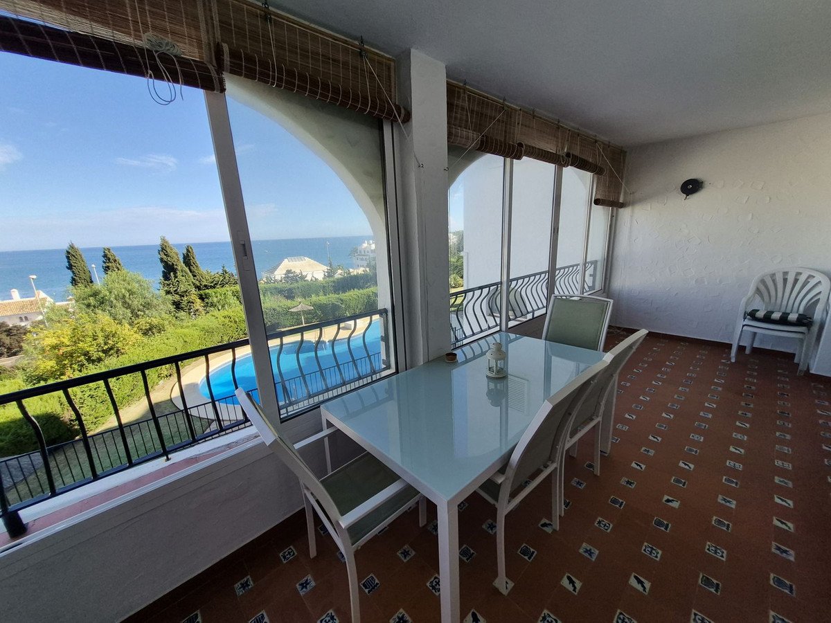 2 Bed Middle Floor Apartment in Torrenueva