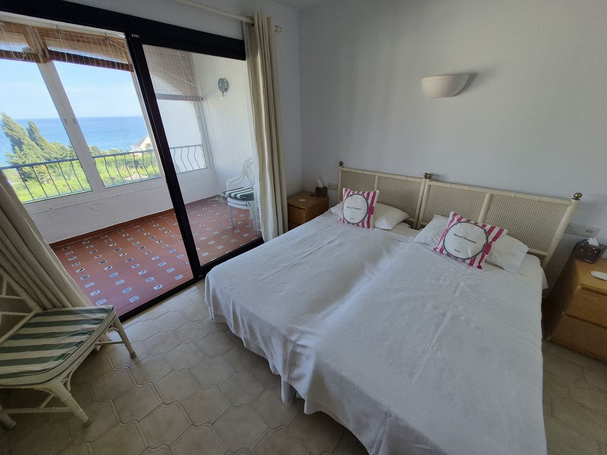2 Bed Middle Floor Apartment in Torrenueva