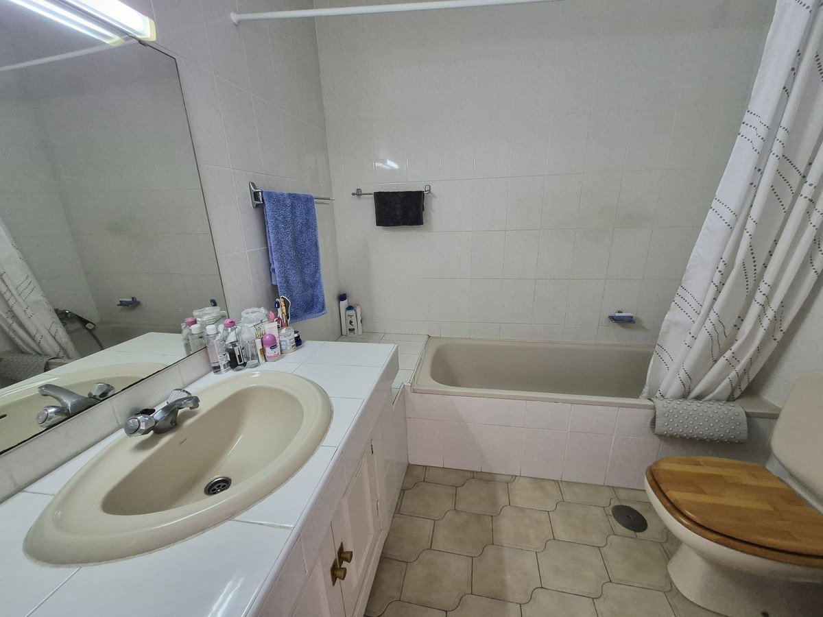 2 Bed Middle Floor Apartment in Torrenueva