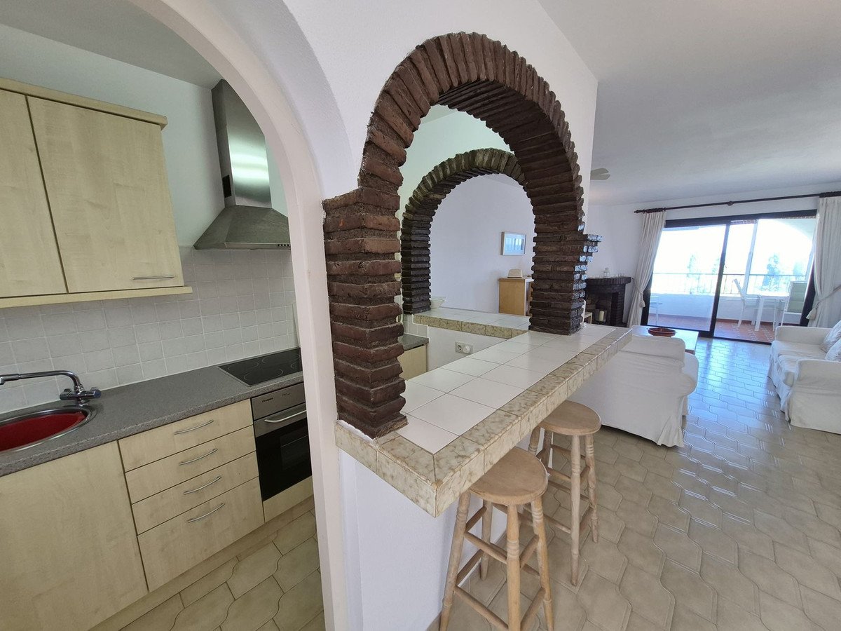 2 Bed Middle Floor Apartment in Torrenueva