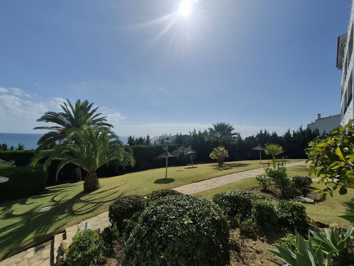 2 Bed Middle Floor Apartment in Torrenueva