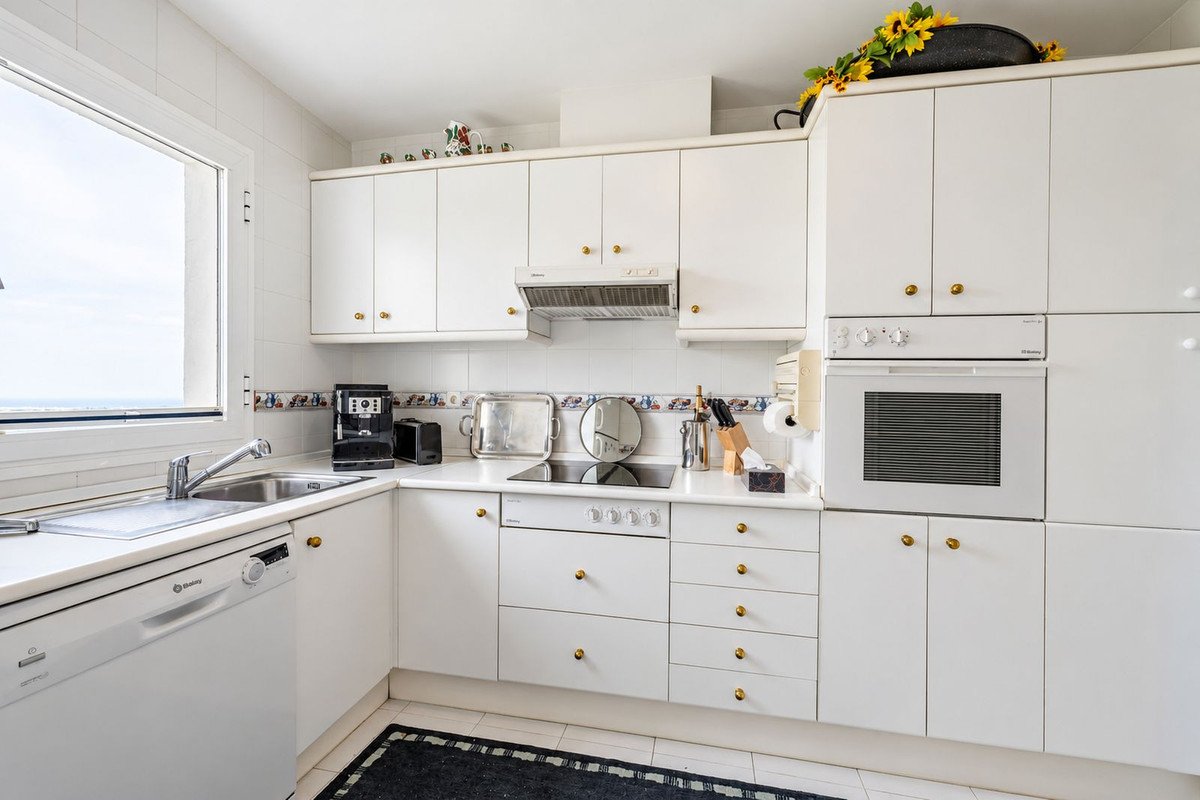 2 Bed Penthouse in La Mairena